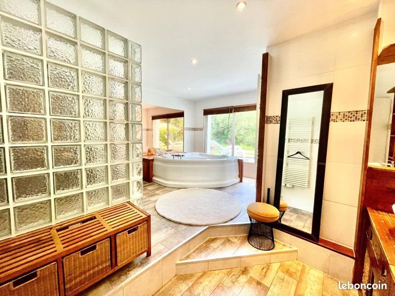 Maison à vendre, 191m², Mios
