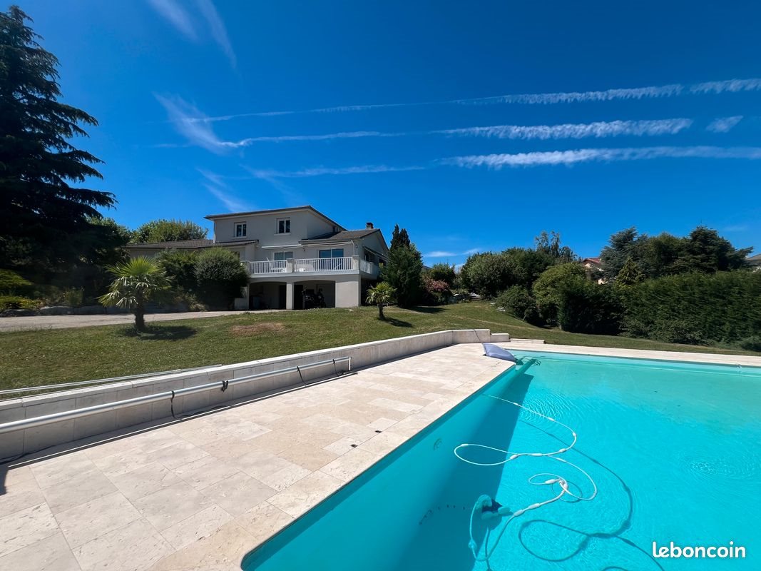 Maison à vendre, 245m², Saint-Etienne