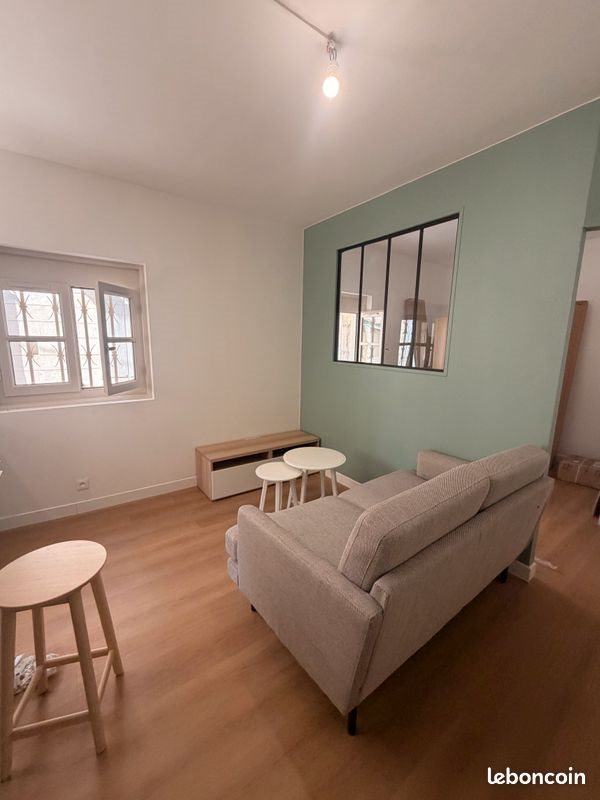 Appartement à louer, 26m², Niort