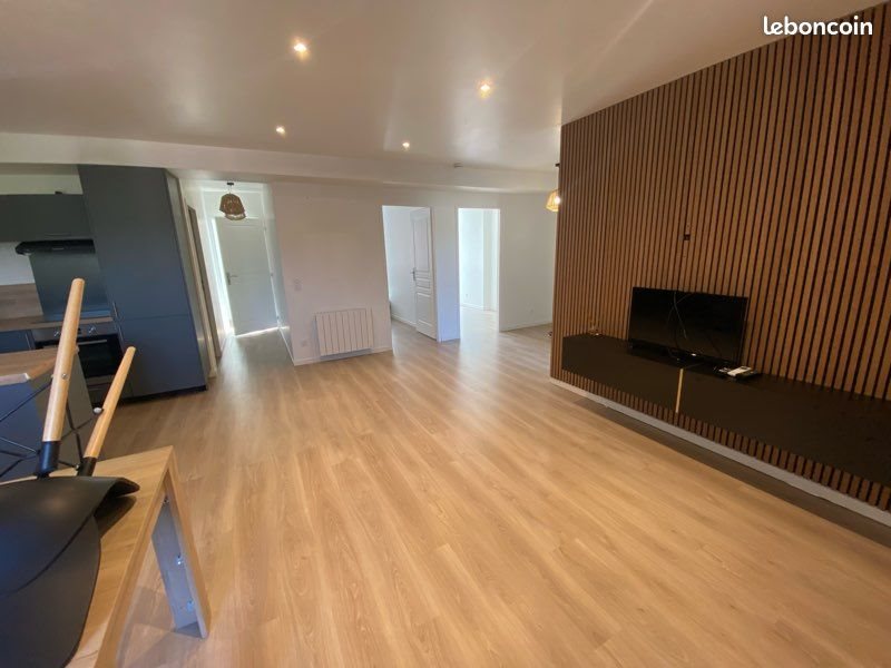Appartement à louer, 80m², Lorette