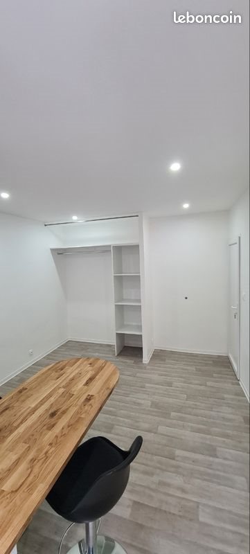 Appartement à louer, 20m², Istres