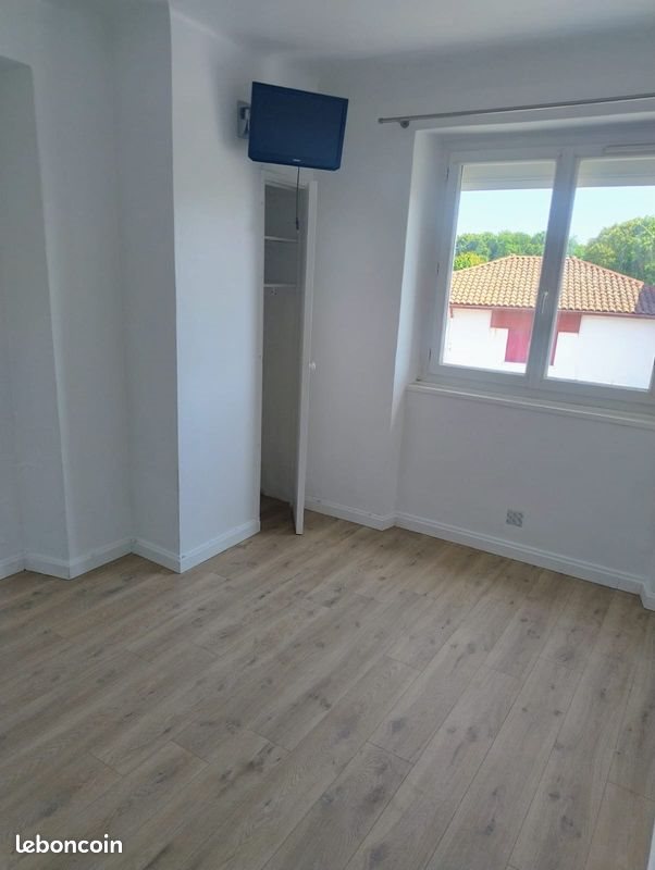 Appartement à louer, 90m², Jatxou