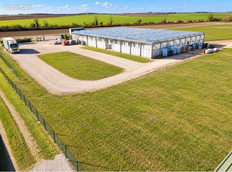 Maison à louer, 1600m², Charmont-sous-Barbuise