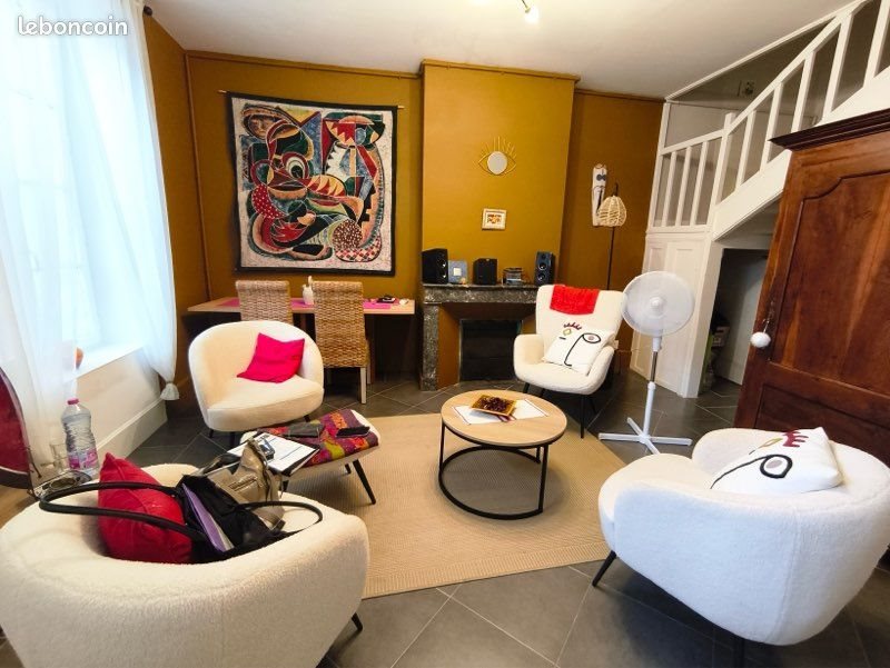 Maison à louer, 100m², Sainte-Foy-la-Grande