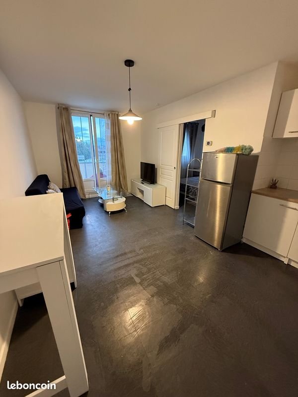 Appartement à louer, 35m², Vaulx-en-Velin