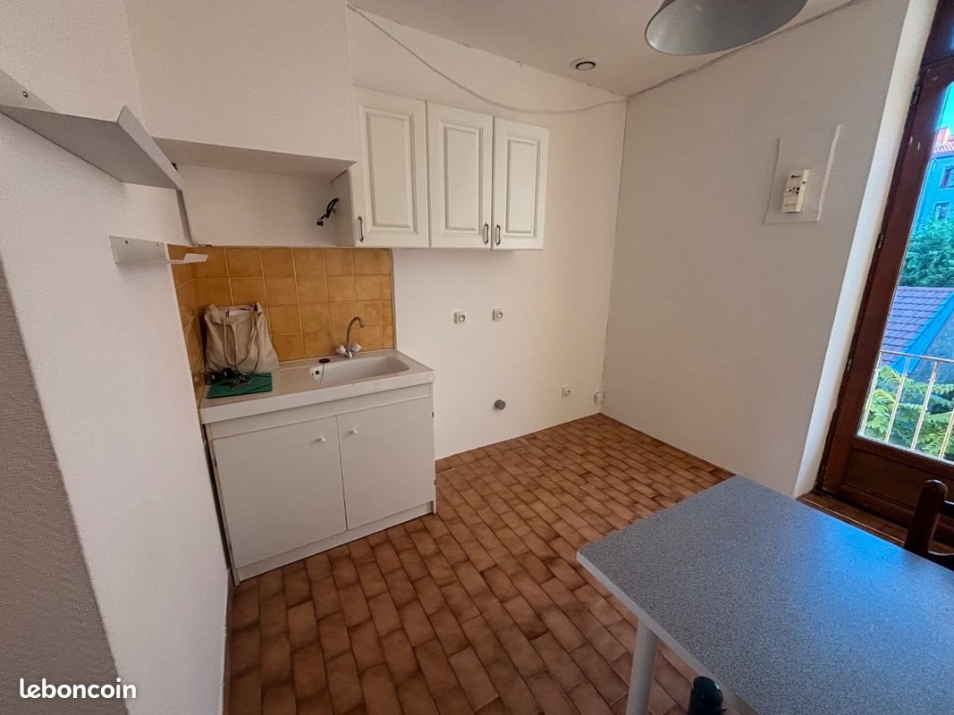 Appartement à louer, 28m², Lyon 8ème