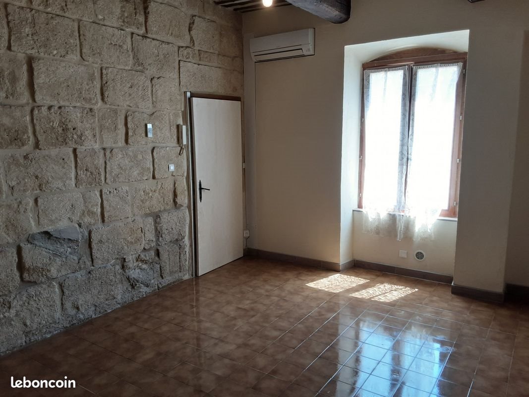 Appartement à louer, 51m², Saint-Bonnet-du-Gard