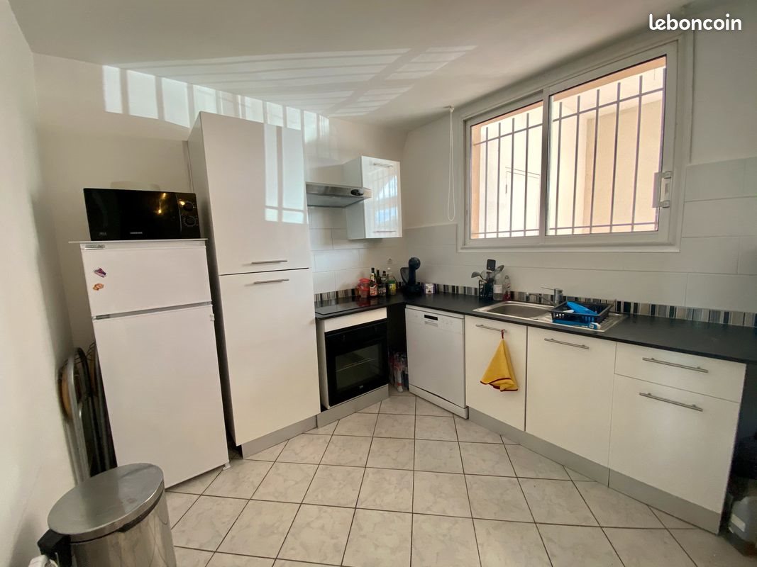Appartement à louer, 75m², Uchaud