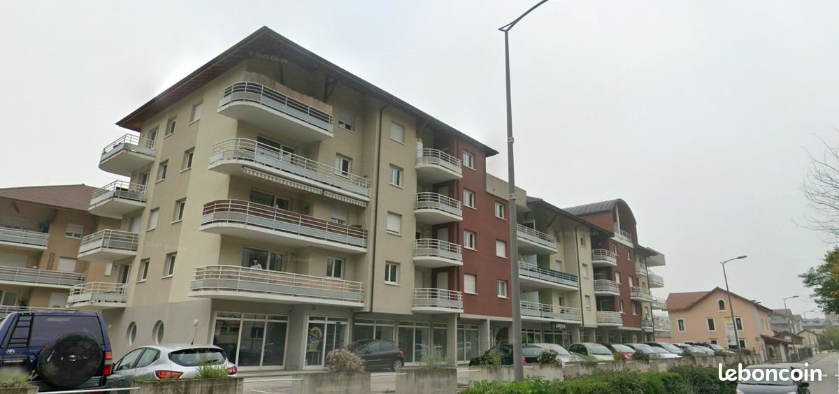 Appartement à louer, 63m², Etrembières