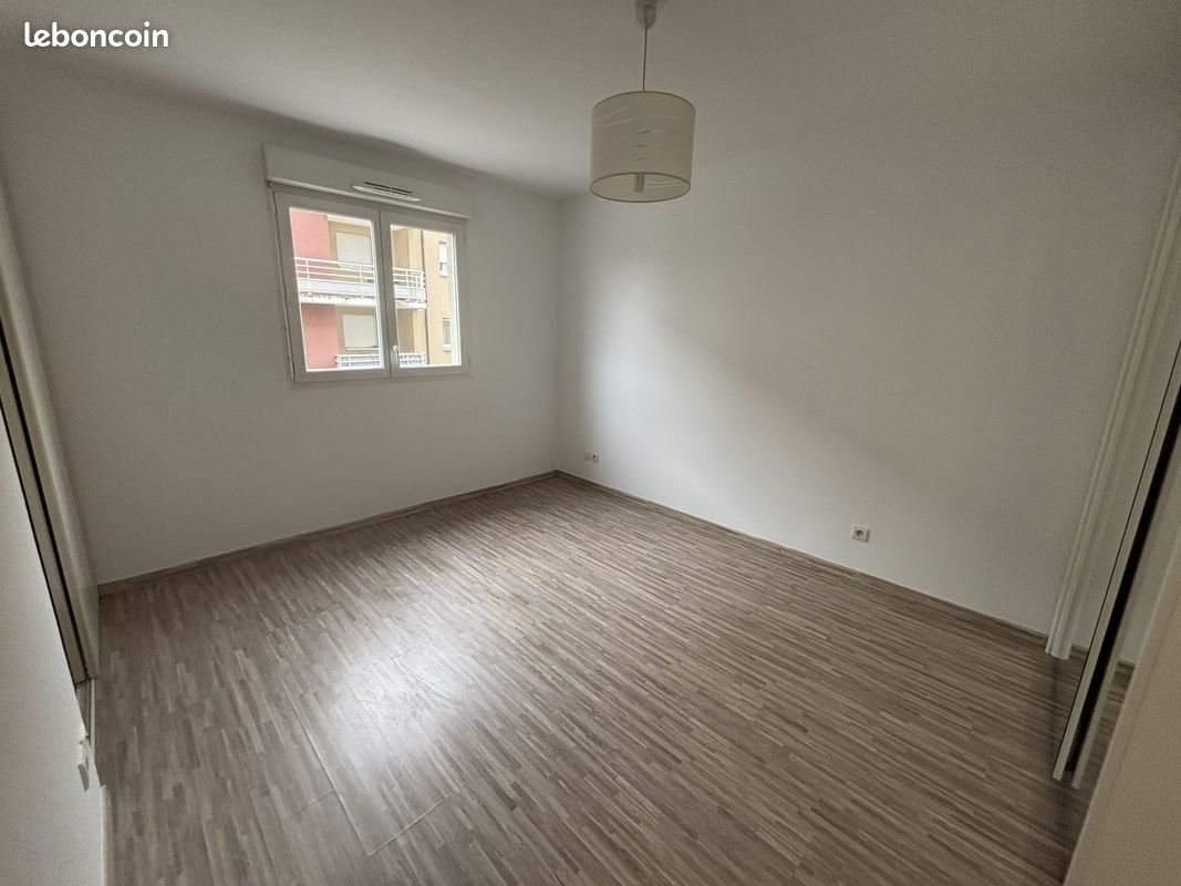 Appartement à louer, 63m², Etrembières