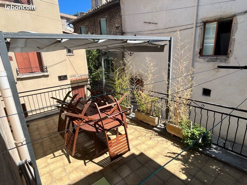 Maison à louer, 66m², Donzère