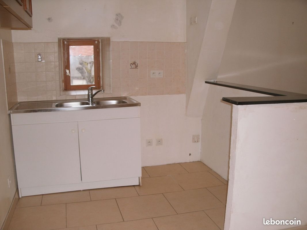 Appartement à louer, 40m², Sermaises