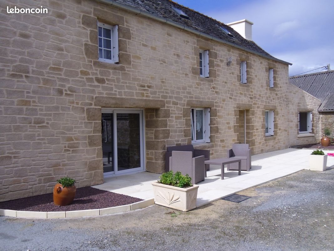 Maison à louer, 115m², Commana