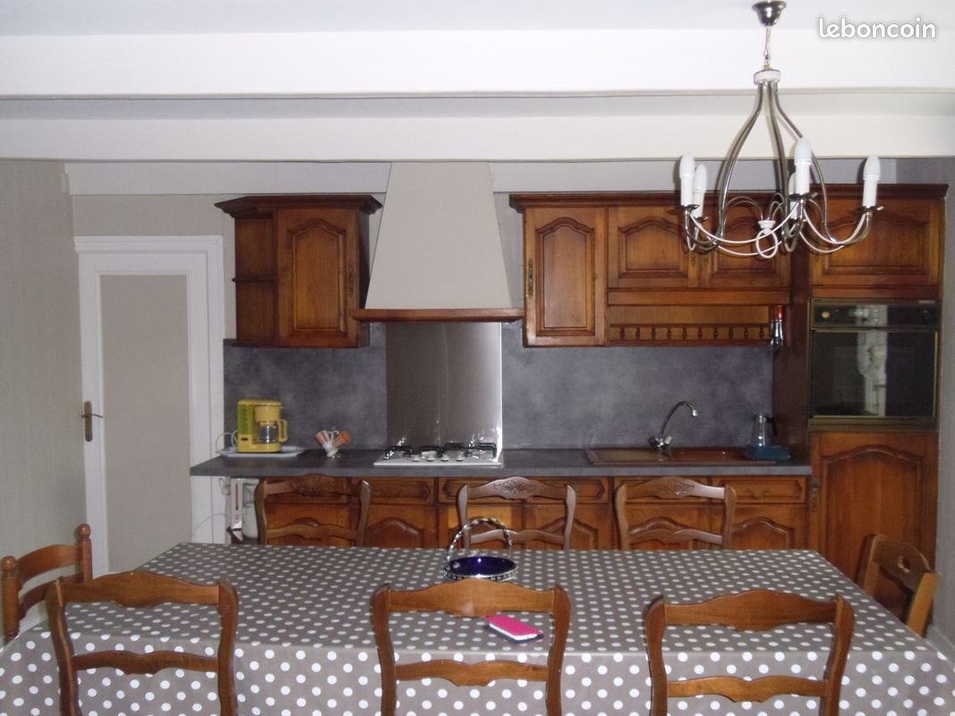 Maison à louer, 115m², Commana