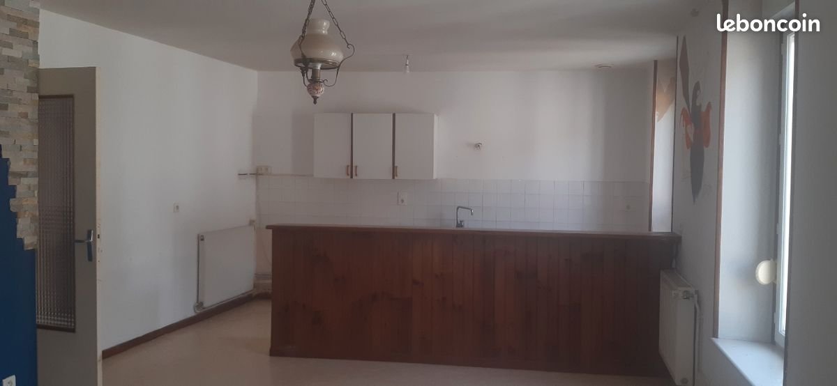 Appartement à louer, 100m², Rozier-en-Donzy