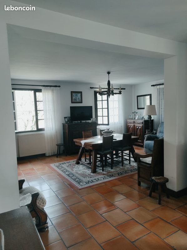 Maison à vendre, 139m², Ainhoa
