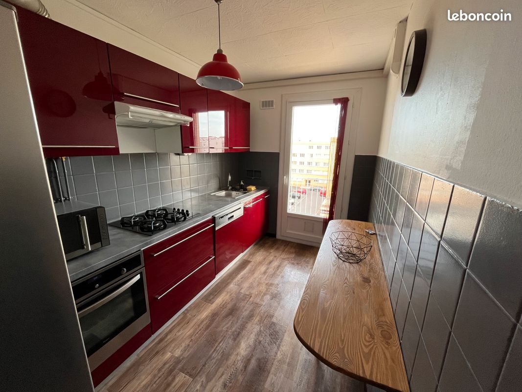 Appartement à louer, 67m², Bron