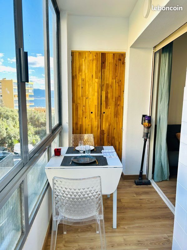 Appartement à louer, 22m², Ajaccio