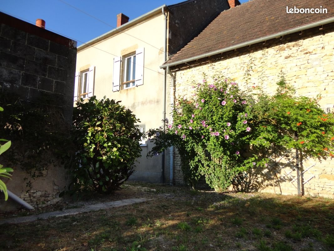 Maison à louer, 87m², Baugy