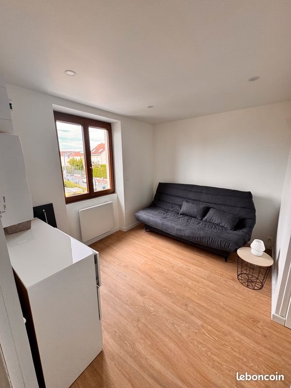 Appartement à louer, 15m², Saint-Prix