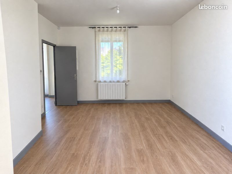 Appartement à louer, 40m², Saint-James
