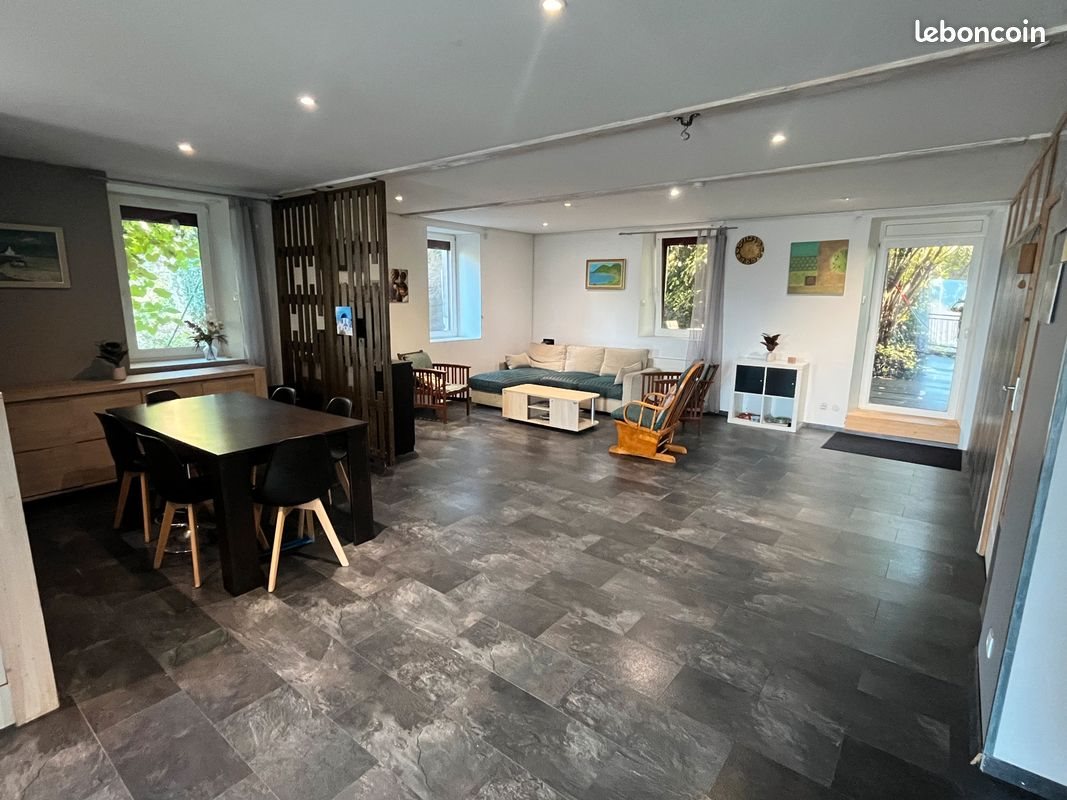 Maison à vendre, 207m², Challonges