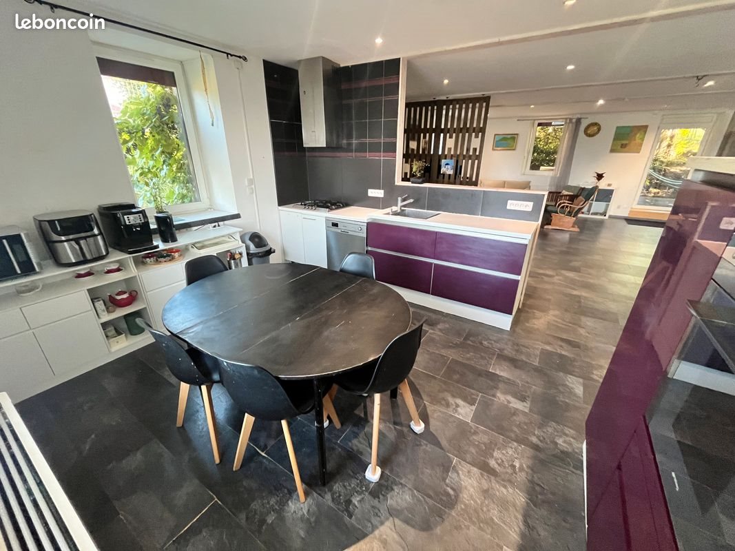 Maison à vendre, 207m², Challonges