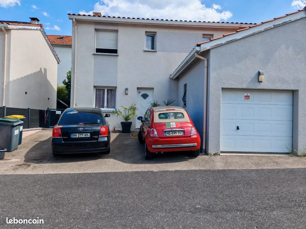 Maison à vendre, 90m², Le Chambon-Feugerolles