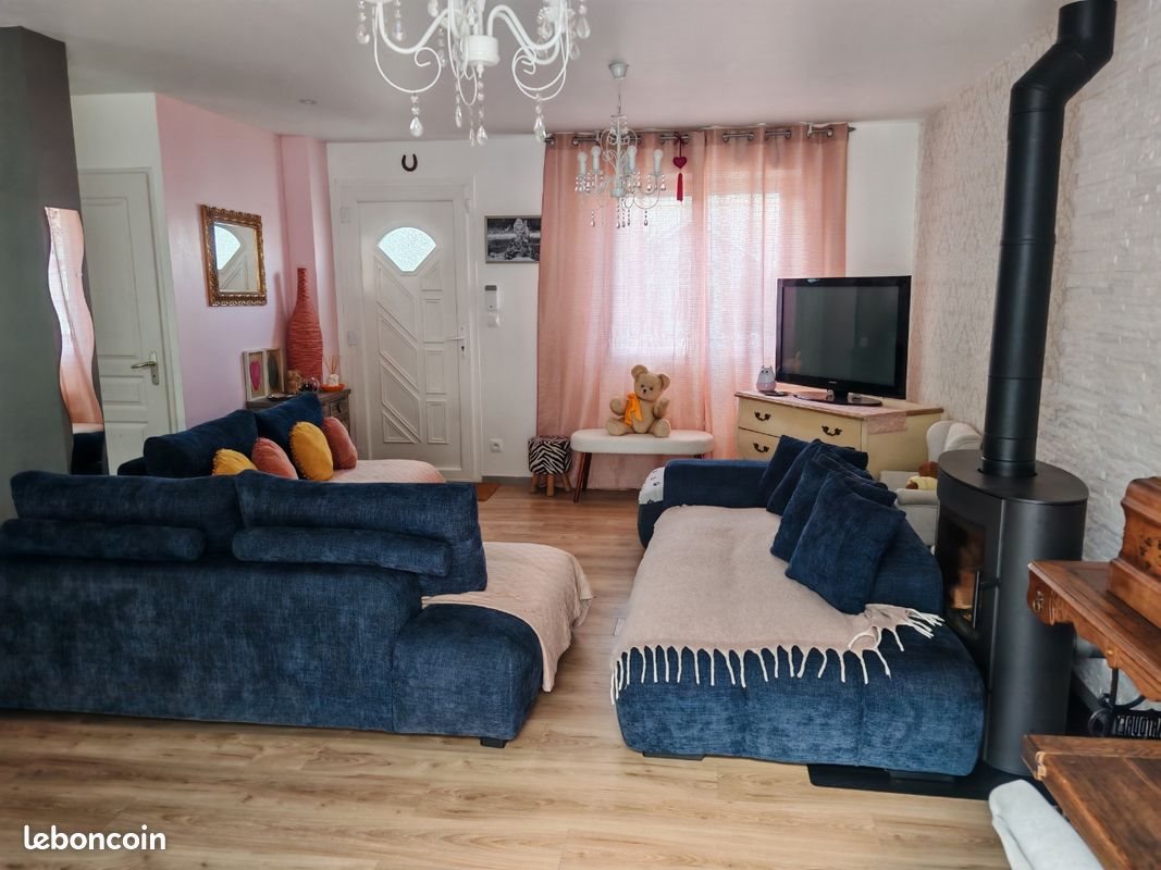 Maison à vendre, 90m², Le Chambon-Feugerolles