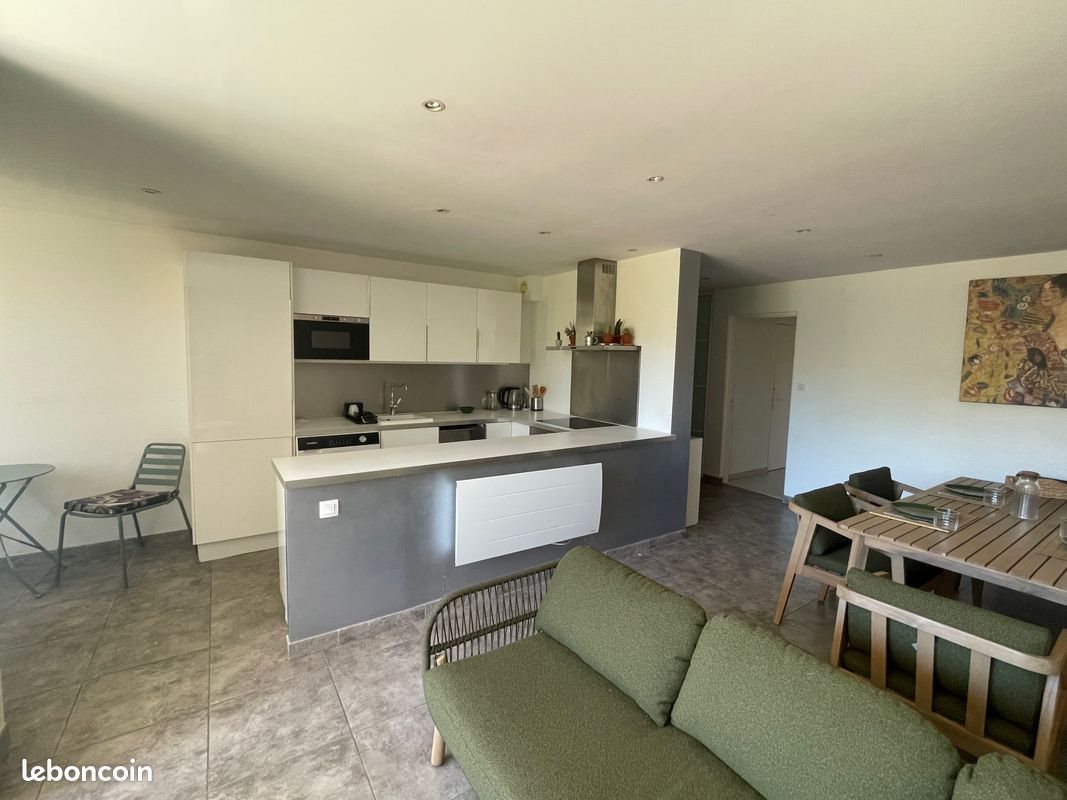 Appartement à vendre, 70m², Cassis