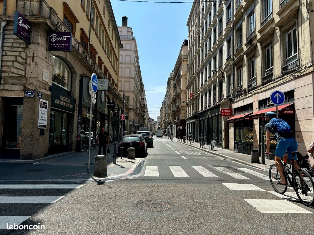 Appartement à louer, 35m², Saint-Etienne