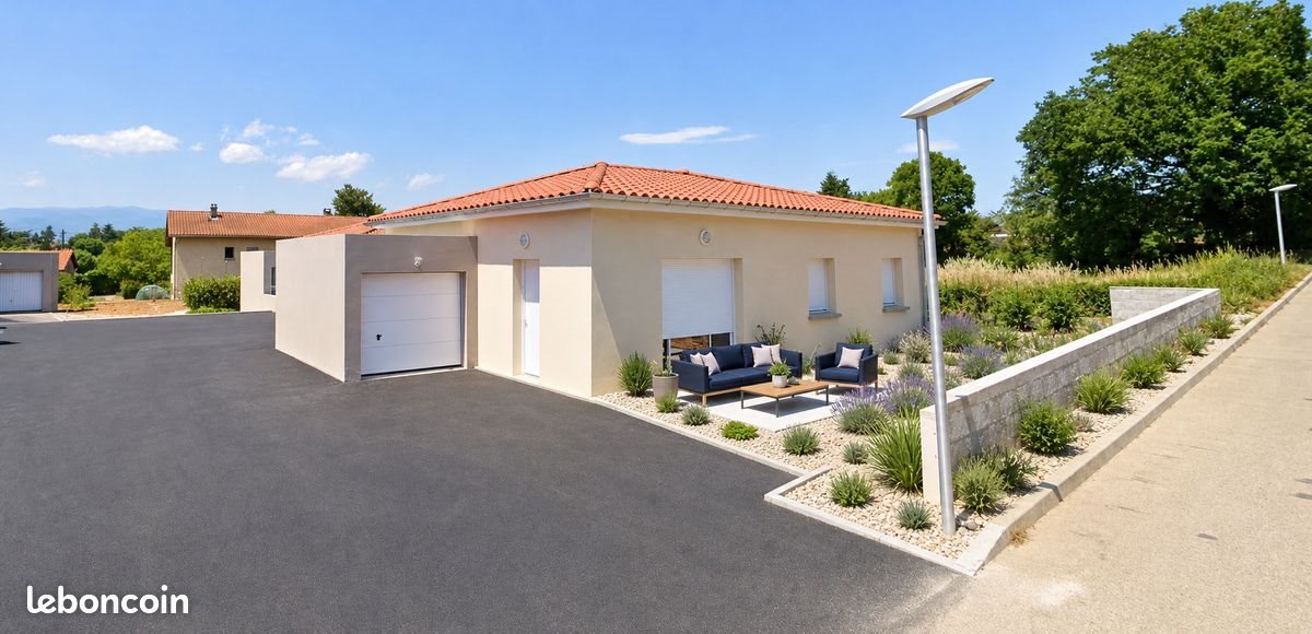 Maison à louer, 100m², Roussillon