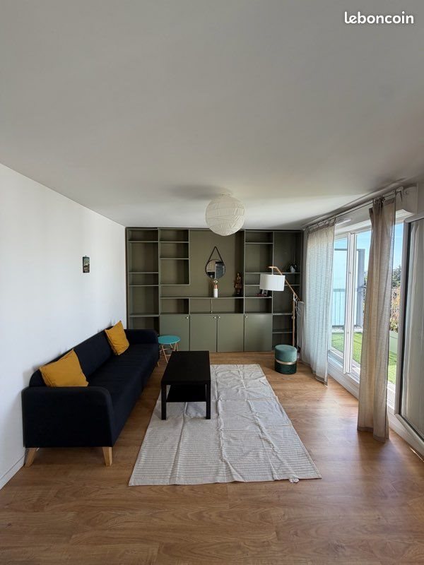 Appartement à louer, 49m², Romainville