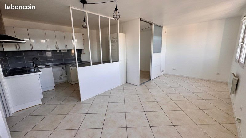 Appartement à vendre, 39m², Saint-Thibault-des-Vignes