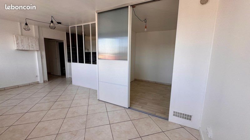 Appartement à vendre, 39m², Saint-Thibault-des-Vignes