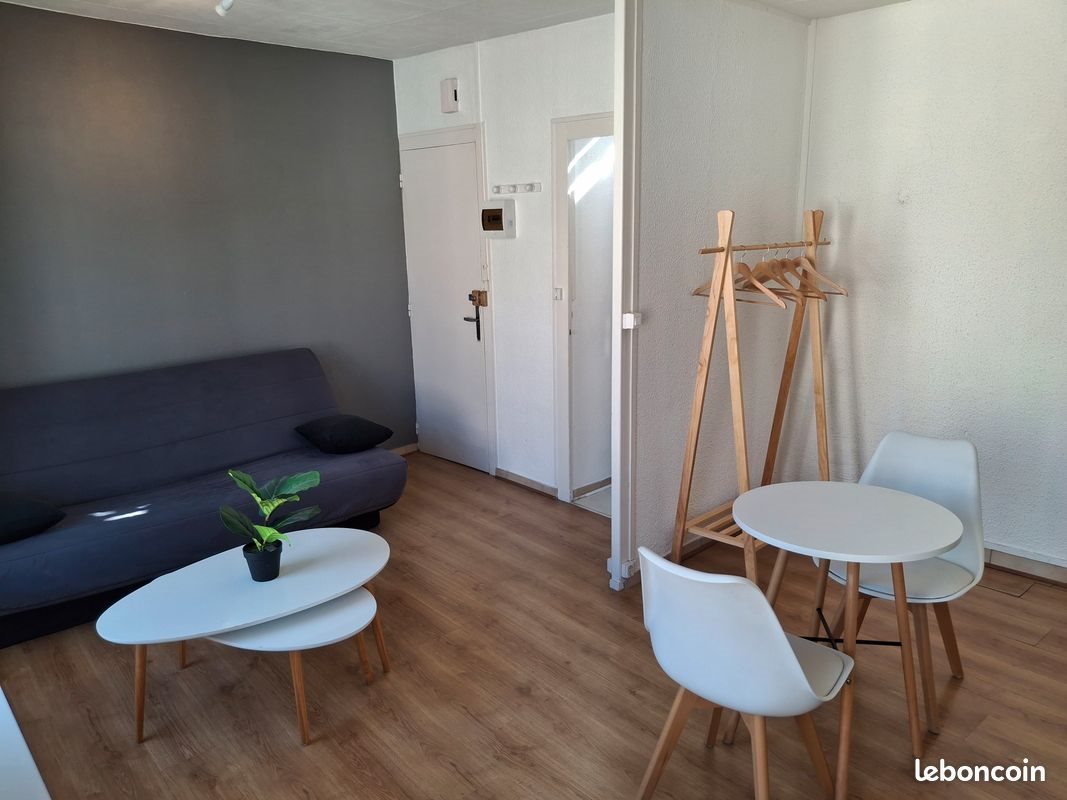 Appartement à louer, 25m², Niort