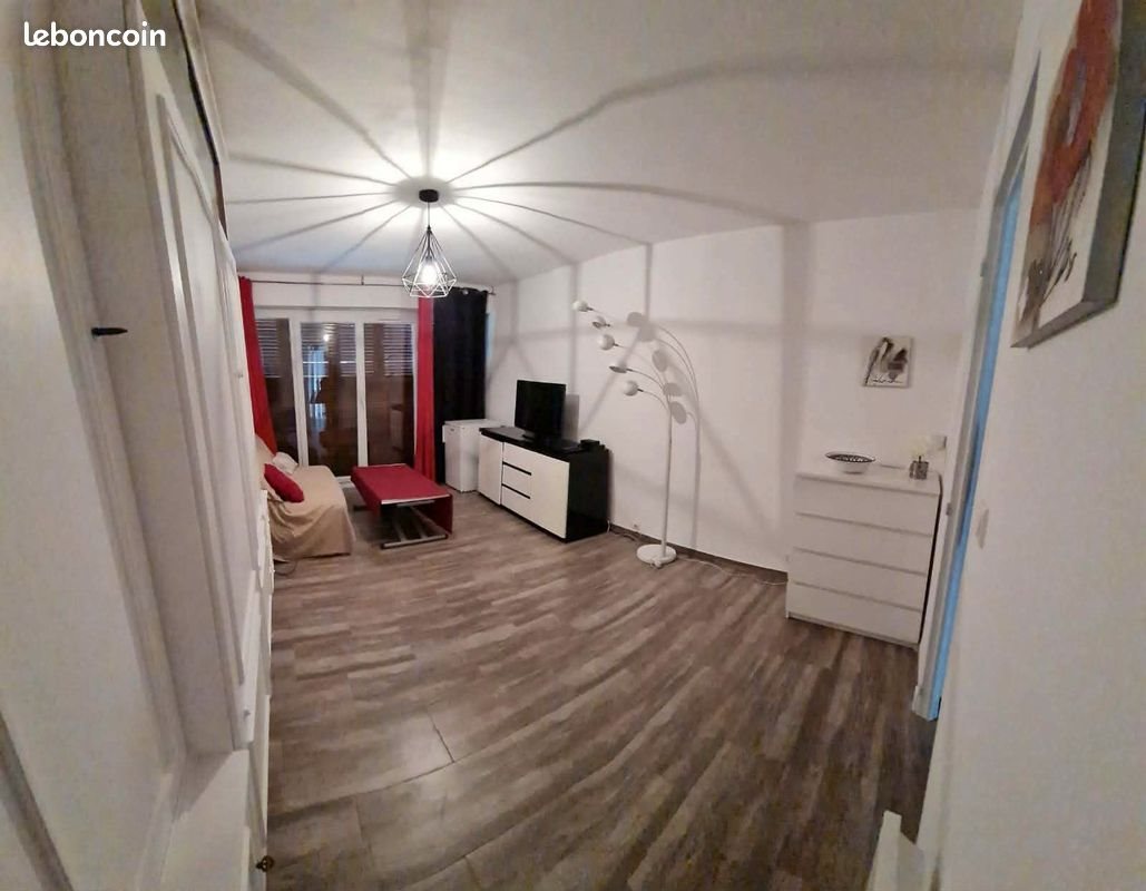 Appartement à louer, 28m², Antibes