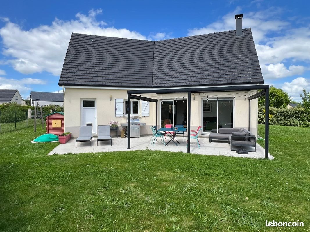 Maison à louer, 130m², Saint-Sébastien-de-Morsent