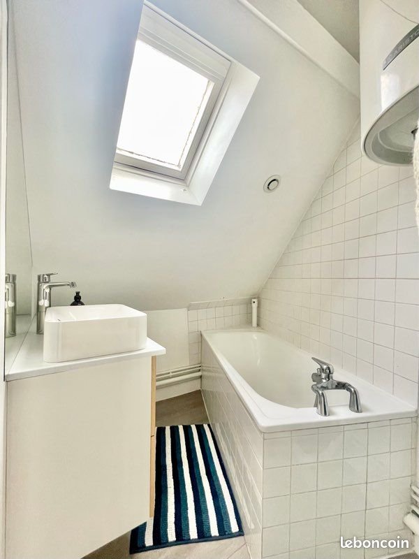 Appartement à louer, 28m², Saint-Cyr-l'École