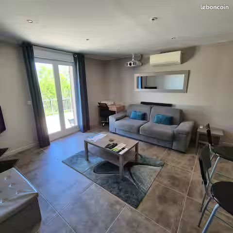 Appartement à louer, 26m², Saint-Jeannet