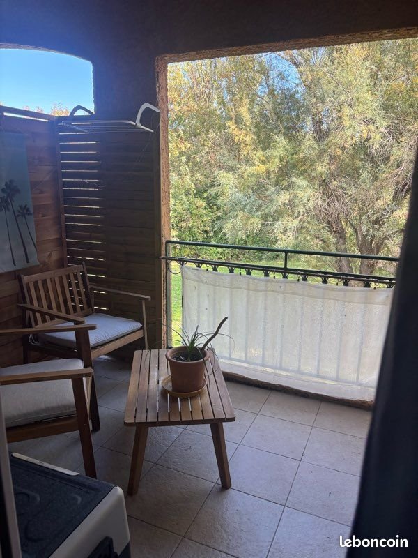 Appartement à louer, 25m², Arles