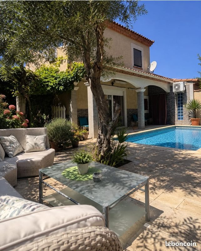 Maison à louer, 140m², Lunel