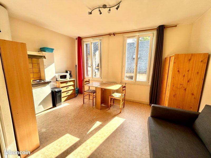 Appartement à louer, 22m², Saint-Chély-d'Apcher