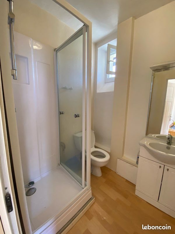 Appartement à louer, 22m², Saint-Chély-d'Apcher