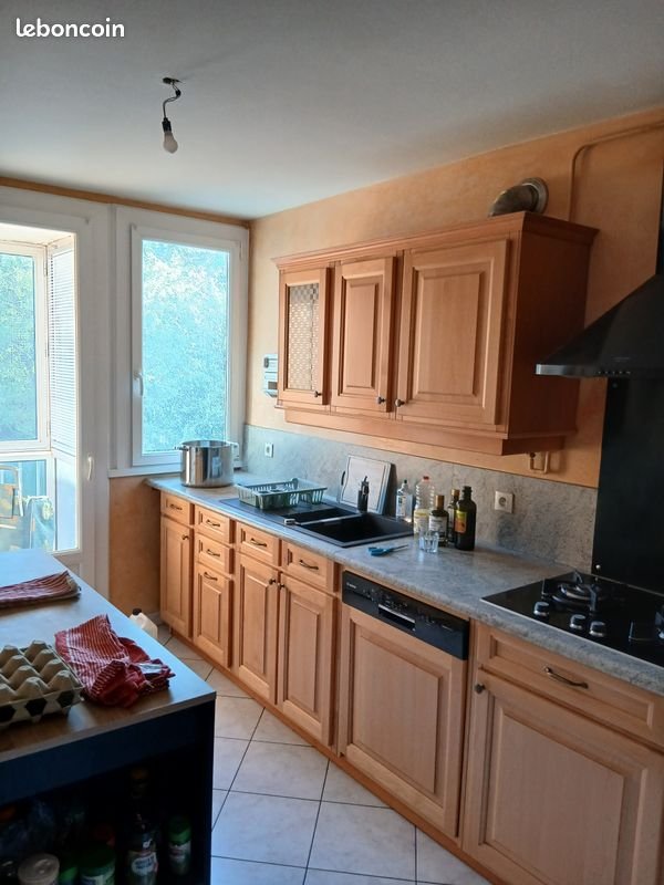 Appartement à louer, 69m², Vénissieux