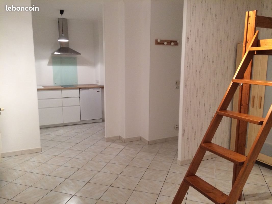 Appartement à louer, 25m², Loos