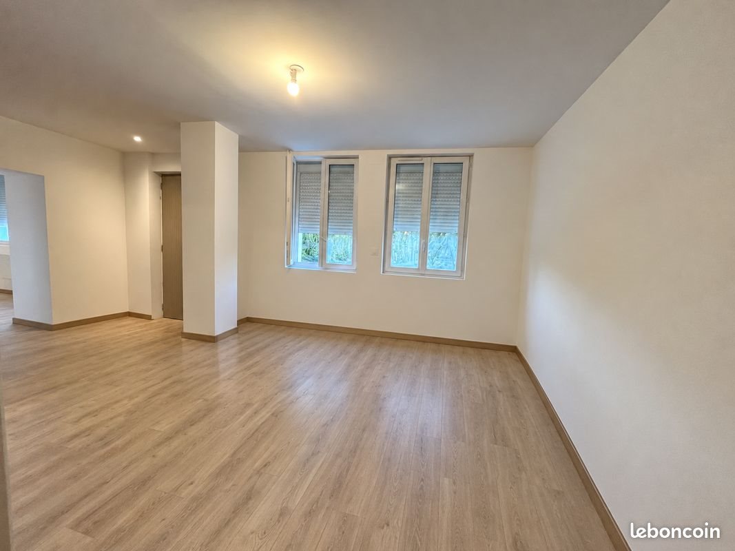 Appartement à louer, 66m², Brantôme