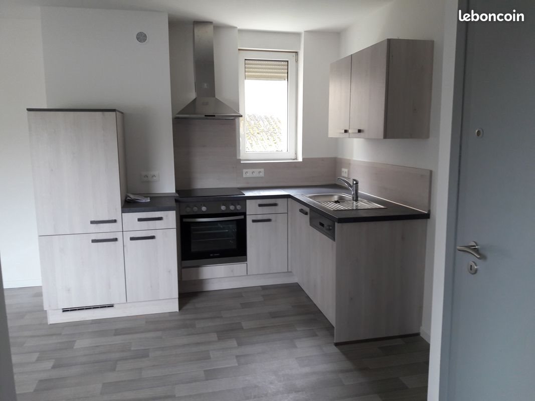 Appartement à louer, 119m², Théding