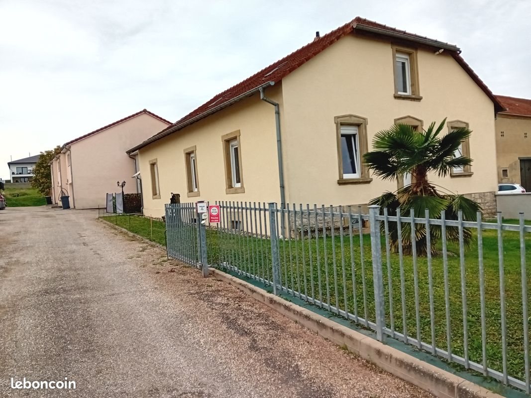 Appartement à louer, 119m², Théding
