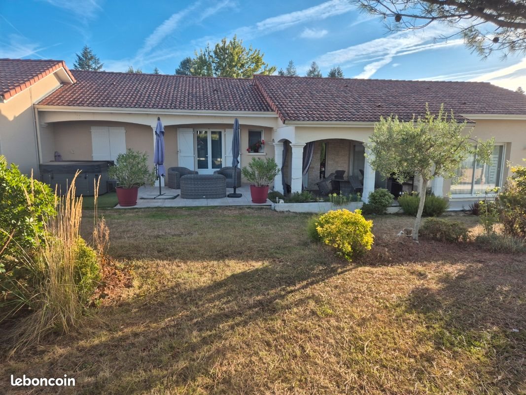 Maison à vendre, 170m², Couzeix